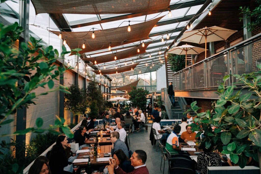 Faubourg Outdoor Dining