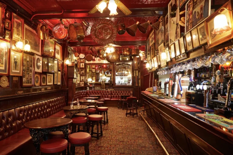 European pub, local pub